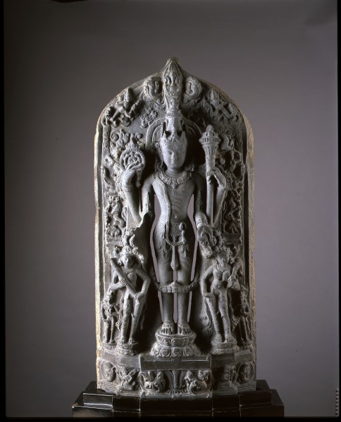 Vishnu with Consorts (Vishnu con consortes)